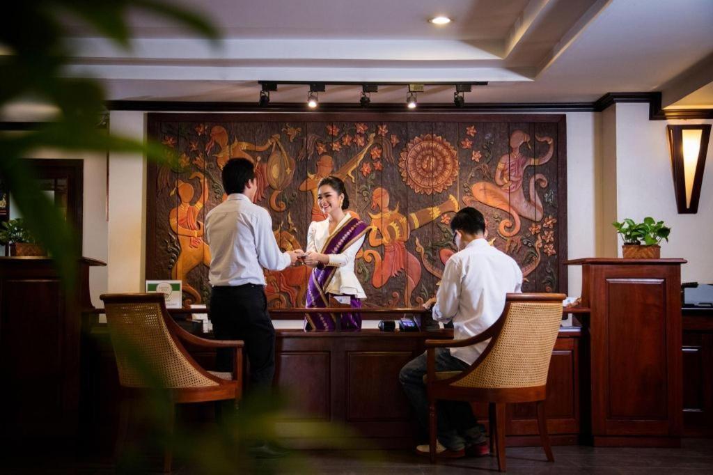 Lao Orchid Hotel Vientiane Exterior photo